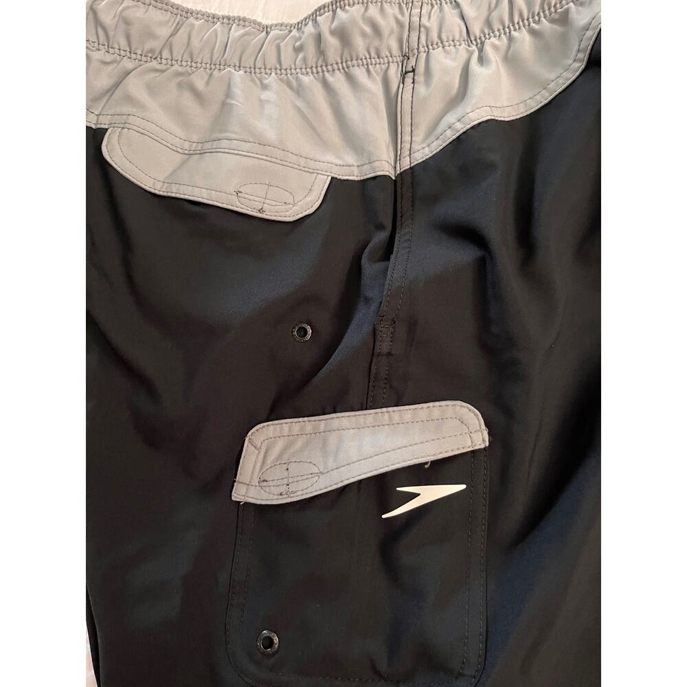 SPEEDO Men's Swim Trunks Black/Gray with 4-Way Comfort Stretch Sz L - Picture 7 of 9